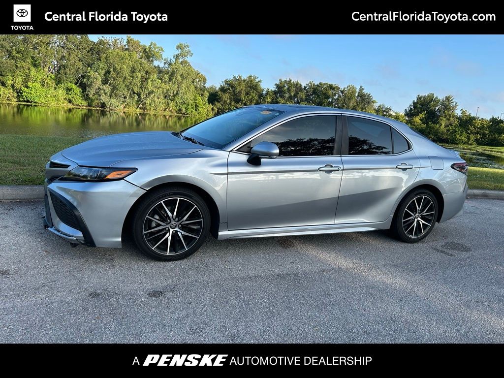 Thumbnail: 2022 Toyota Camry - 1