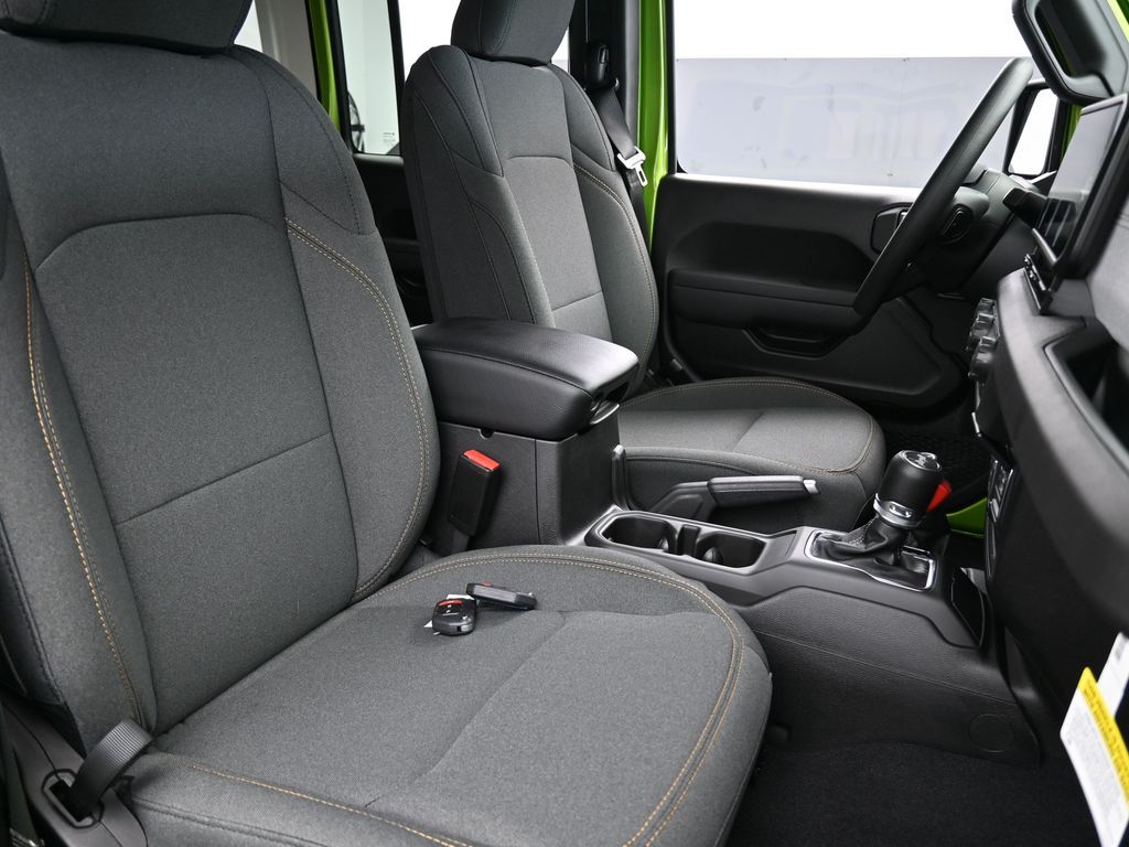 New 2026 Mojito Clearcoat Jeep Sport image 38