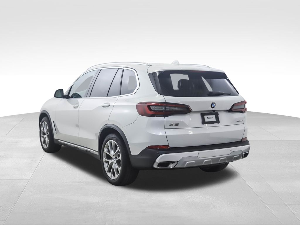 Thumbnail: 2022 BMW X5 - 3