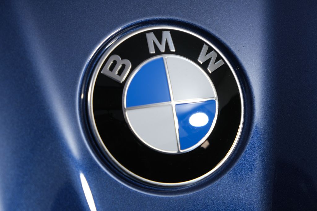 Thumbnail: 2025 BMW 5 Series - 13