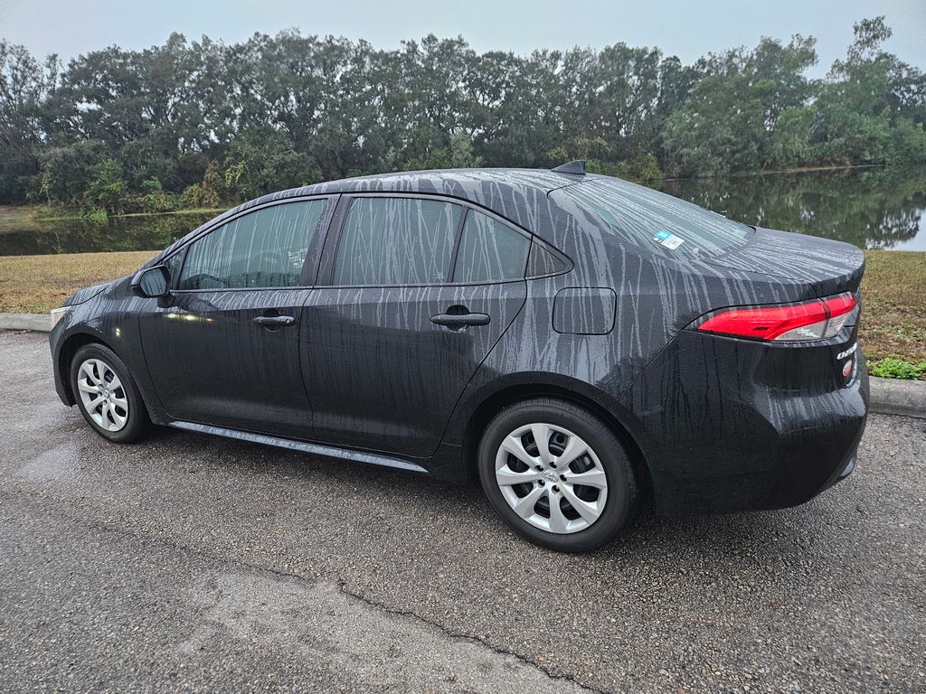 2020 Toyota Corolla LE 3