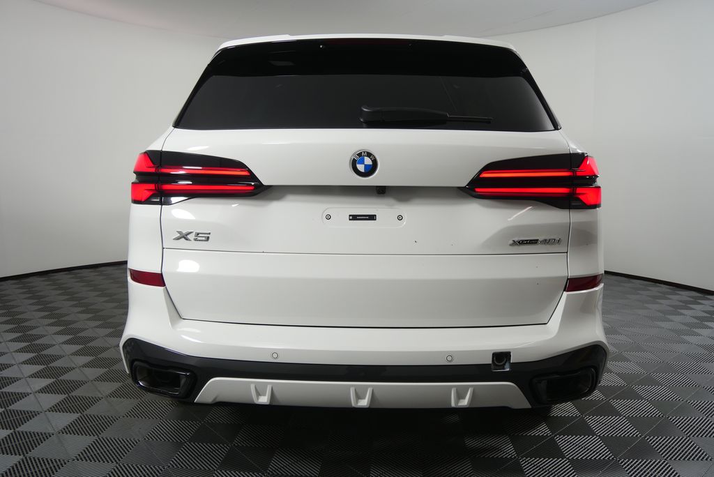 Thumbnail: 2026 BMW X5 - 4