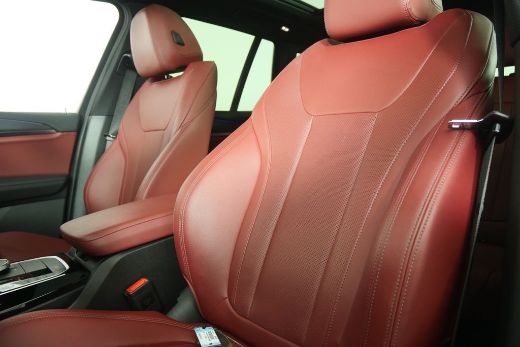 Thumbnail: 2022 BMW X3 - 11