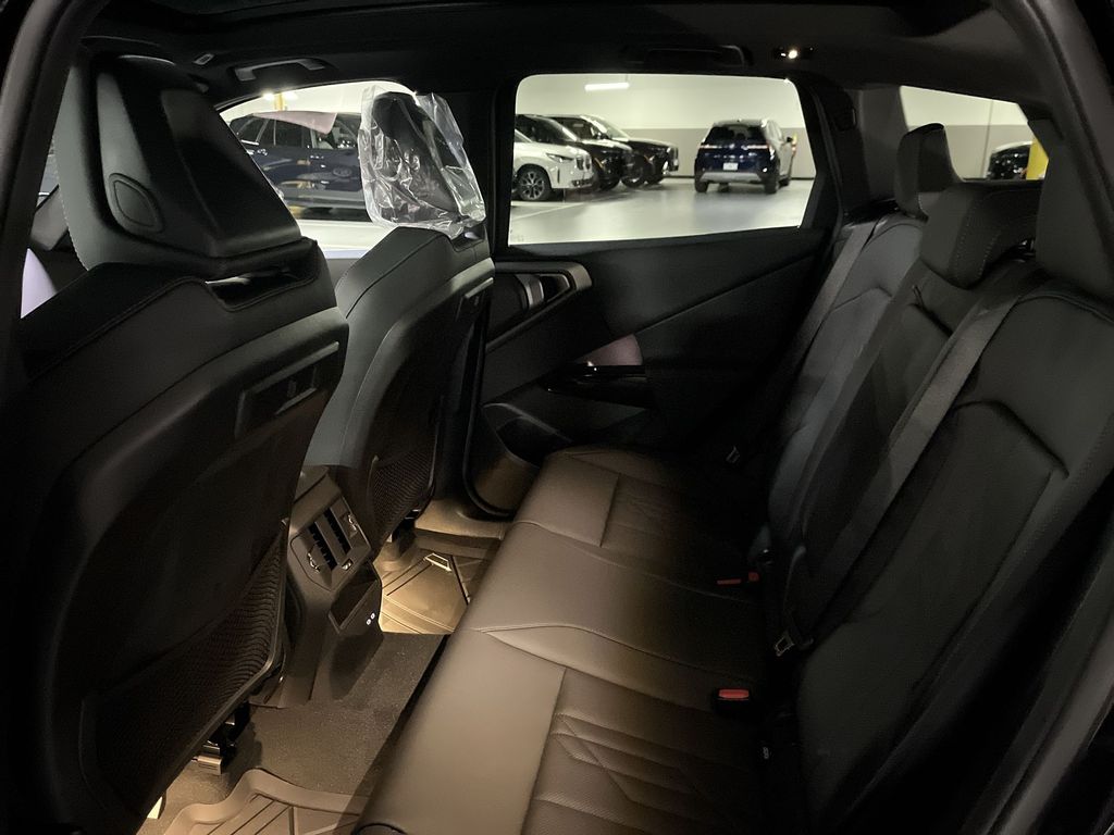 Thumbnail: 2026 BMW X3 - 23