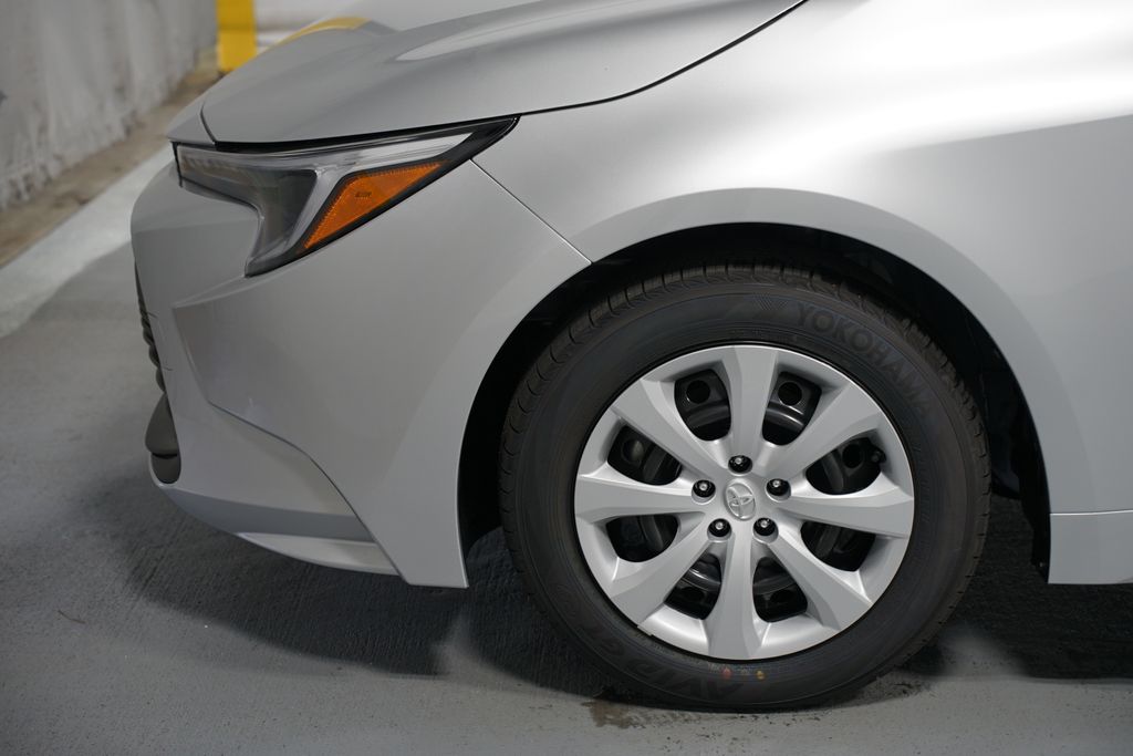 Thumbnail: 2025 Toyota Corolla - 5
