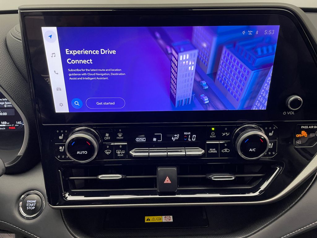 Thumbnail: 2023 Toyota Highlander - 25
