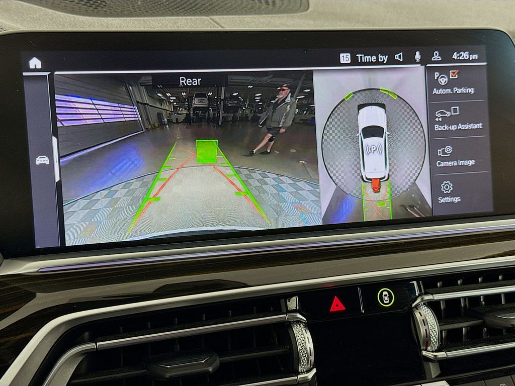 Thumbnail: 2021 BMW X5 - 14