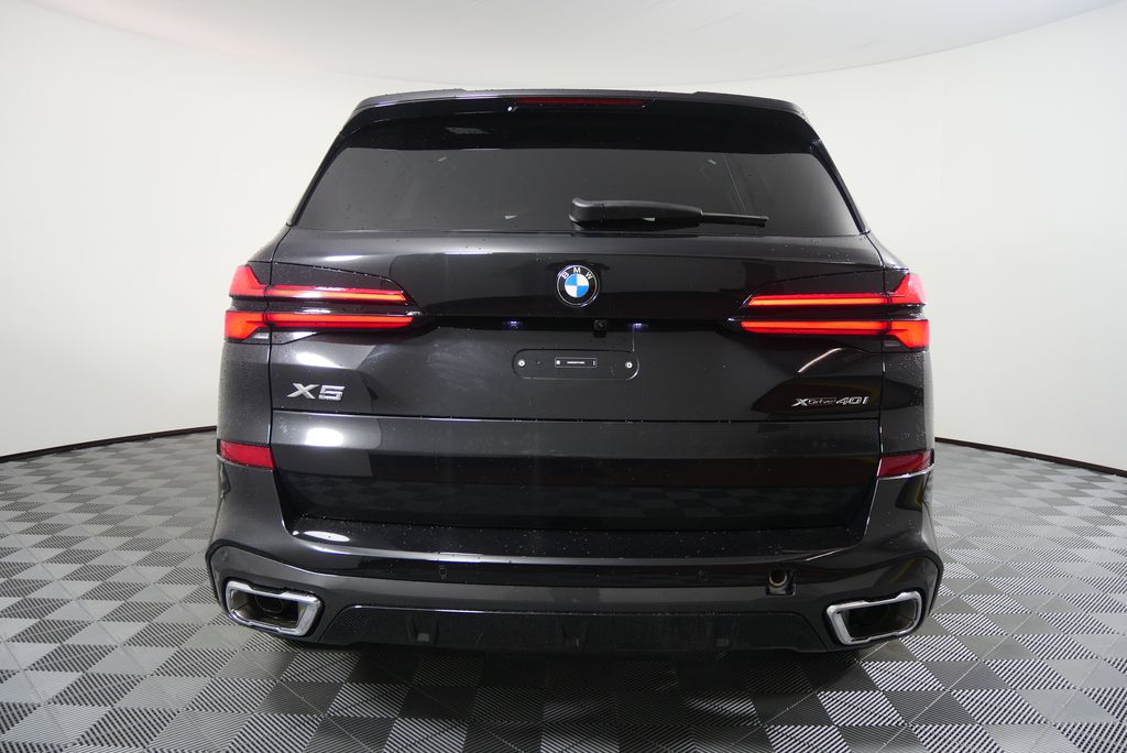 Thumbnail: 2026 BMW X5 - 4