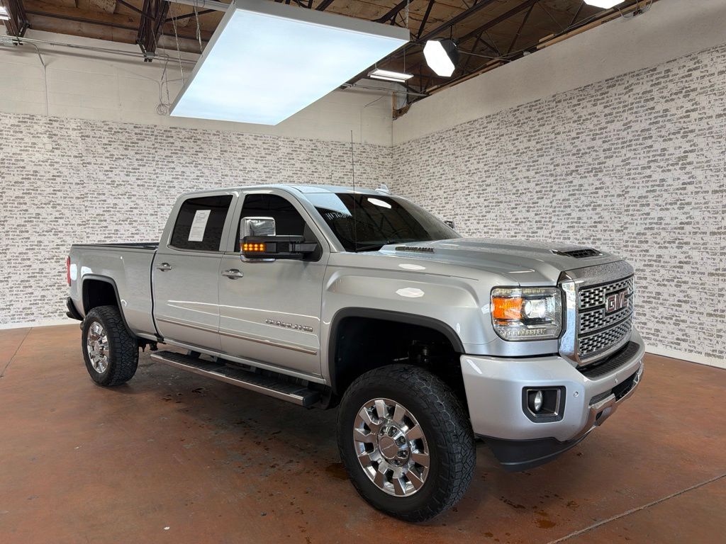 Quicksilver Metallic 2018 GMC Sierra 2500HD Pickup Truck Four-Wheel Drive 6-Speed Automatic