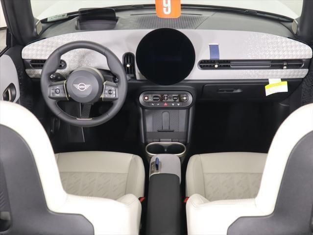 Thumbnail: 2026 MINI Cooper - 18