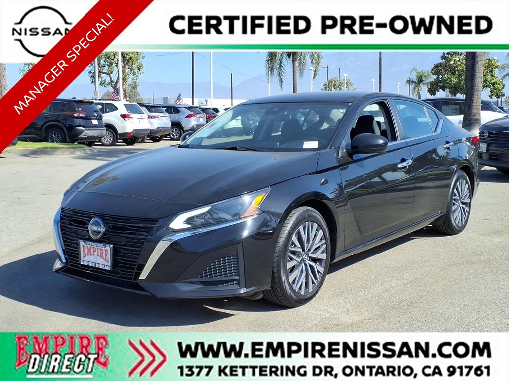 Super Black Clearcoat 2023 Nissan Altima Sedan Front-Wheel Drive Continuously Variable Transmission