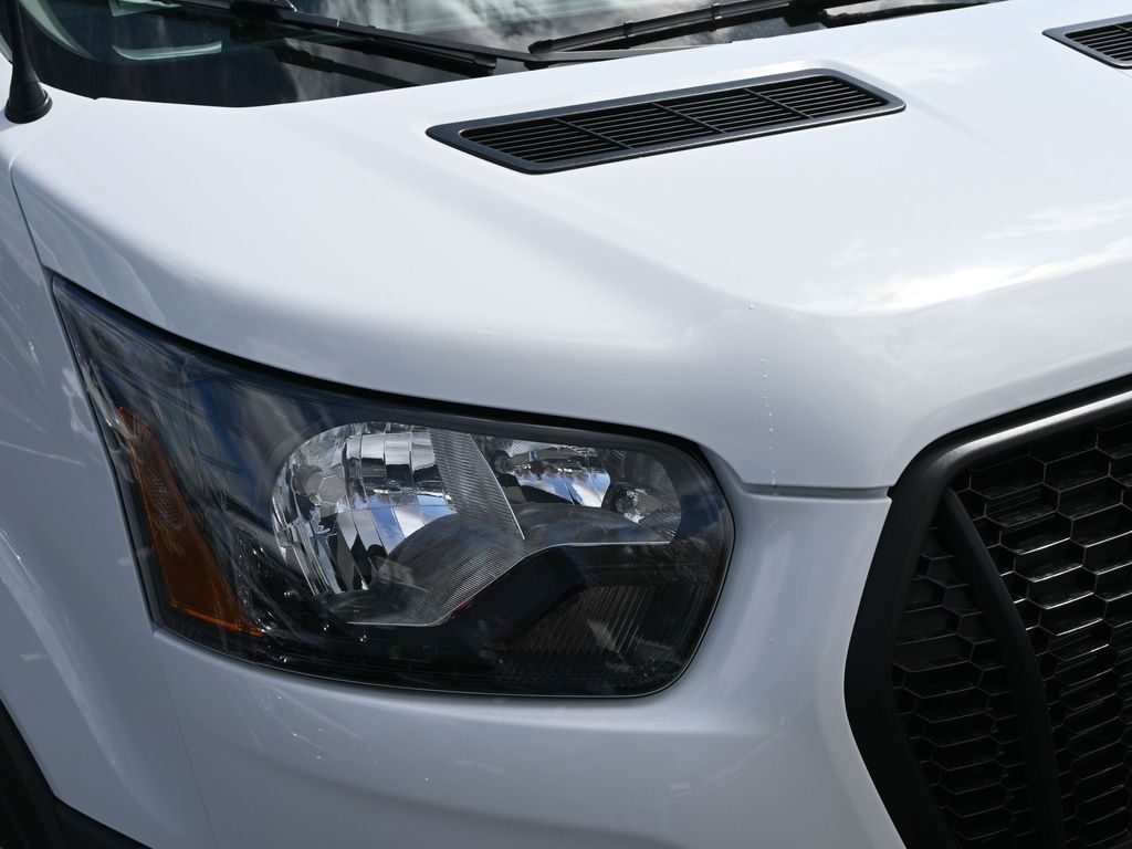 2025 Ford Transit 350 HD