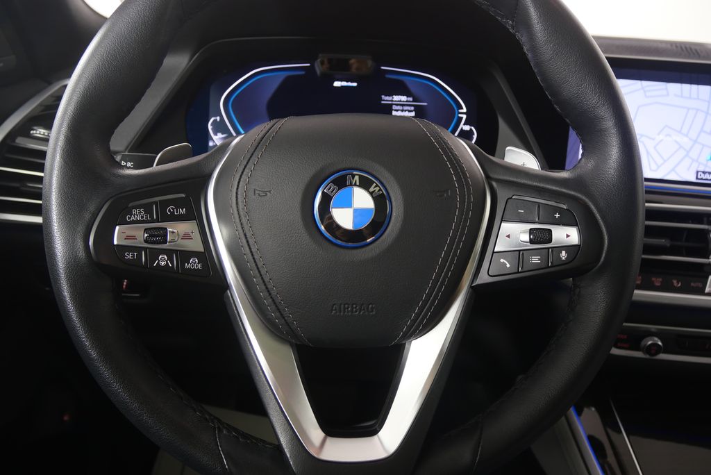 Thumbnail: 2023 BMW X5 - 21