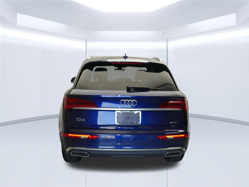 Thumbnail: 2023 Audi Q5 - 8