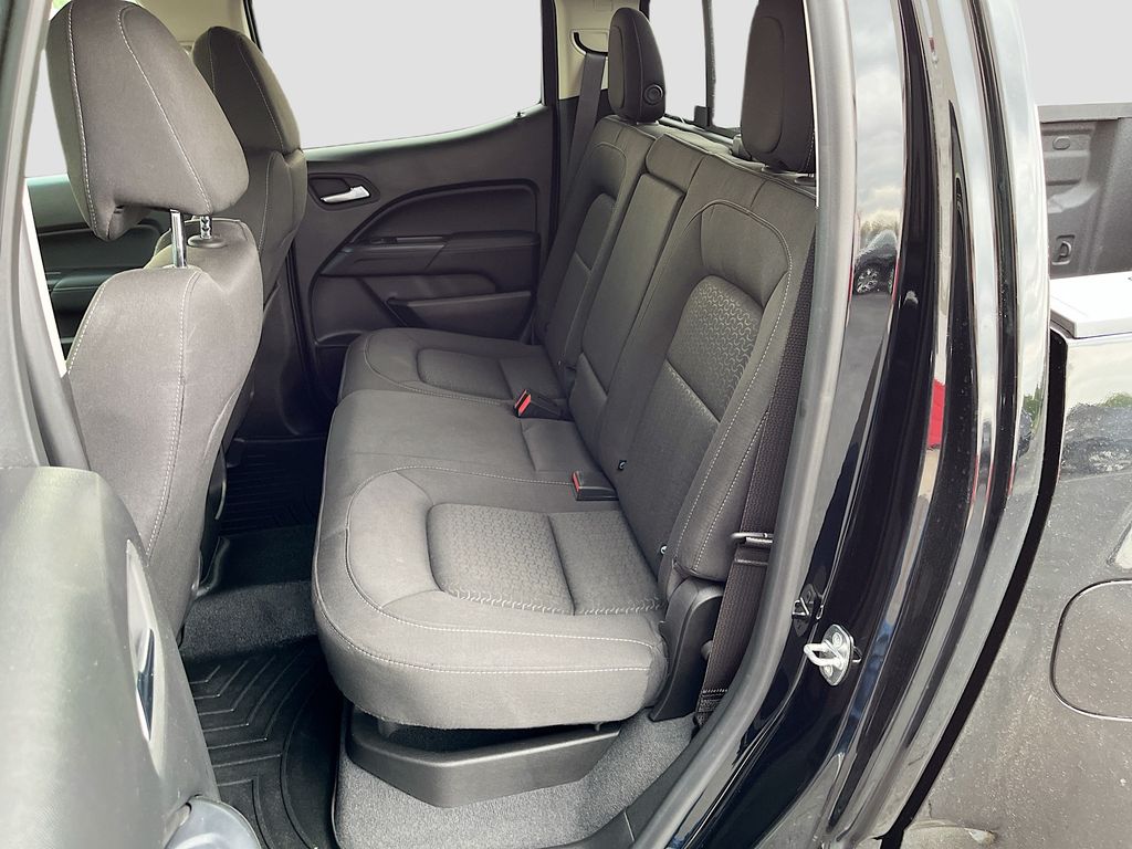 Used 2022 Black GMC Elevation image 23