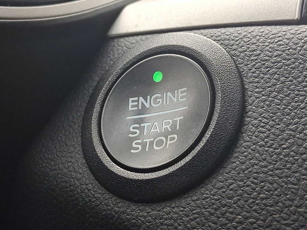 2022 Ford Escape SE Gray at Honda North