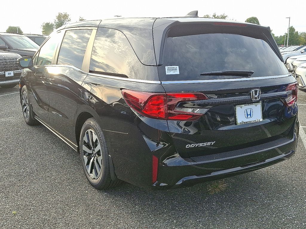 Thumbnail: 2026 Honda Odyssey - 3
