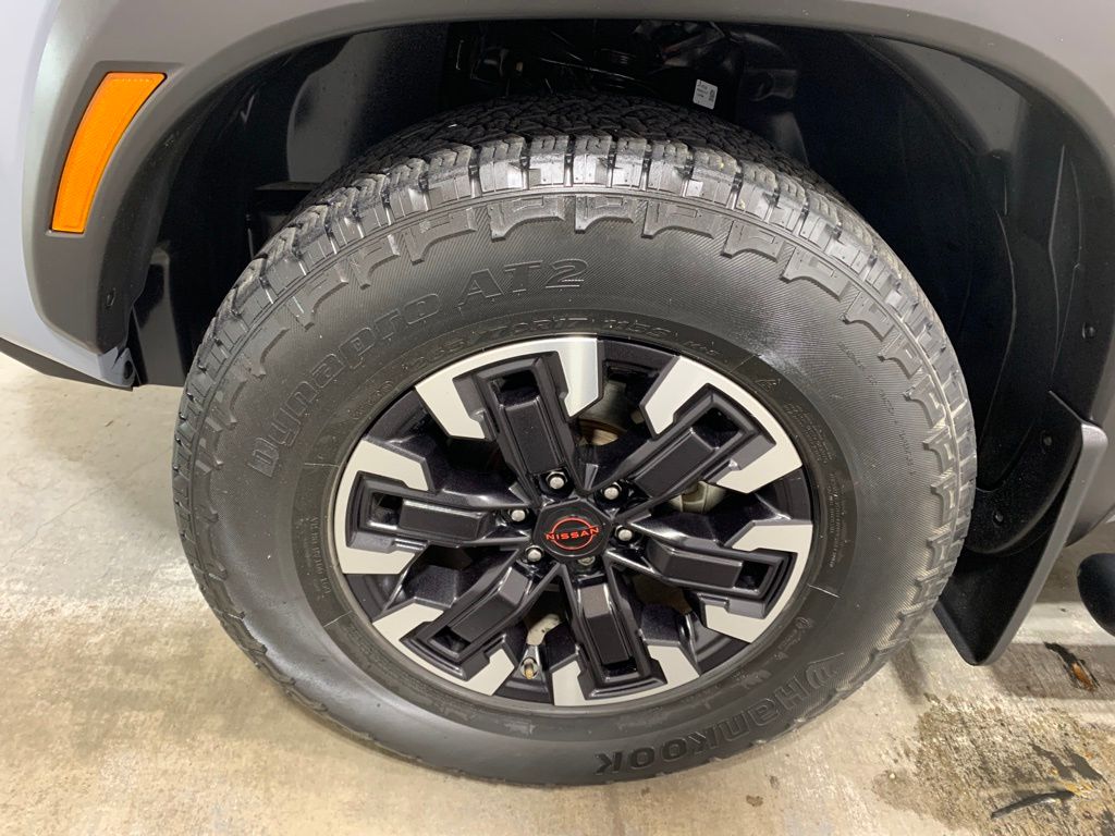 2023 Nissan Frontier PRO-4X 7