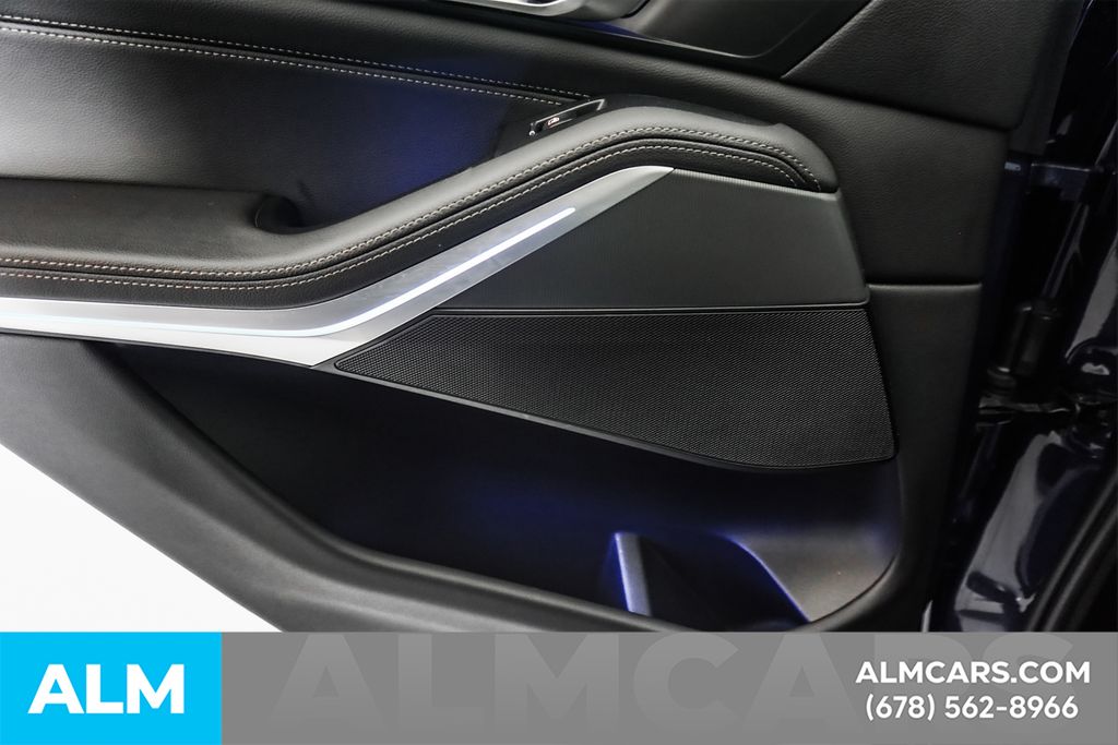 Used 2022 Blue BMW xDrive40i image 57