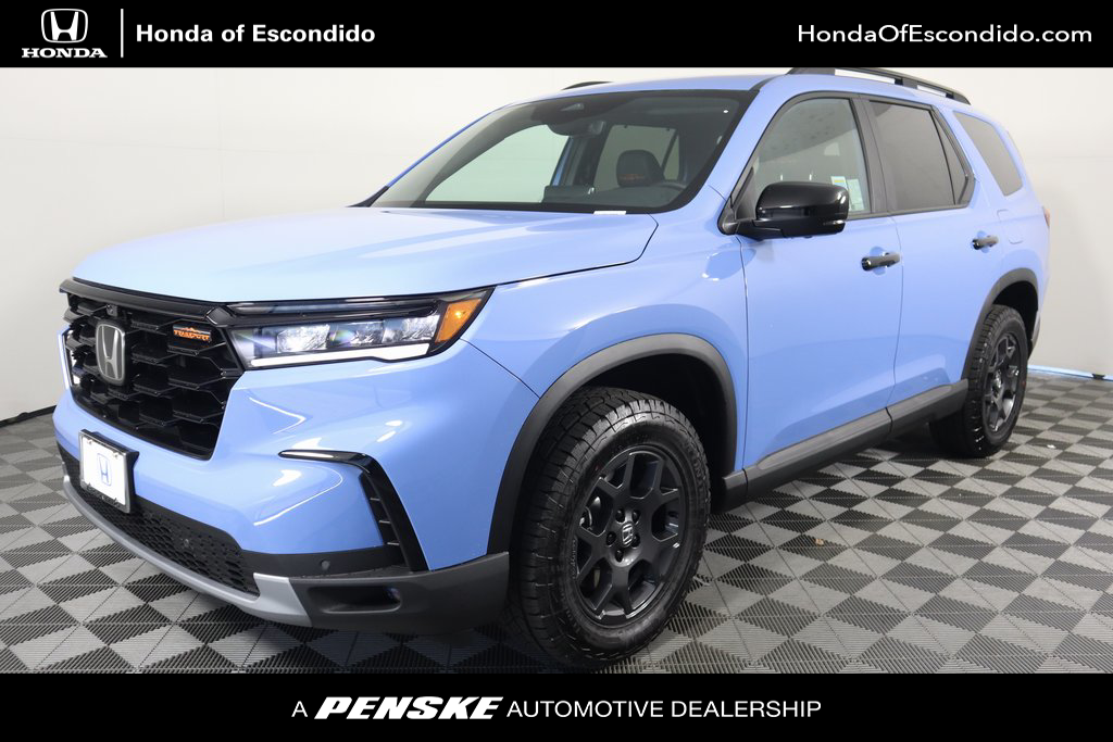 2025 Honda Pilot TrailSport -
                Escondido, CA