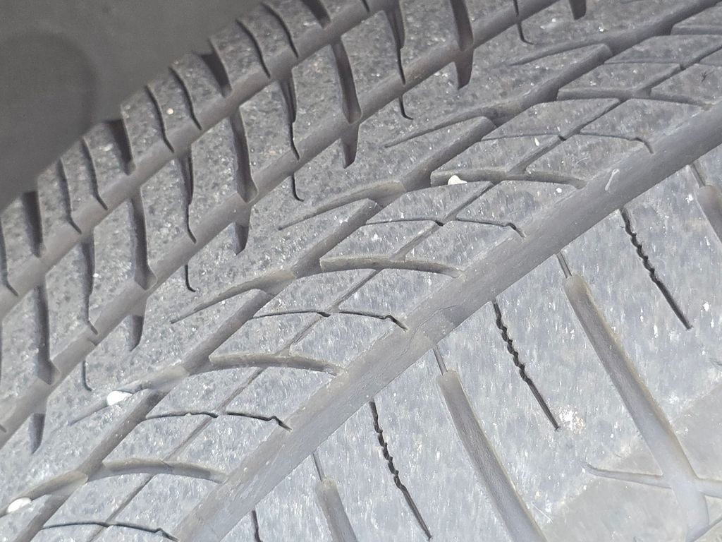 Certified Used 2022 Black Mercedes-Benz GLC 300 image 11