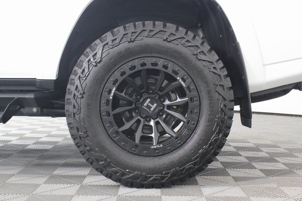 Thumbnail: 2023 Toyota 4Runner - 16