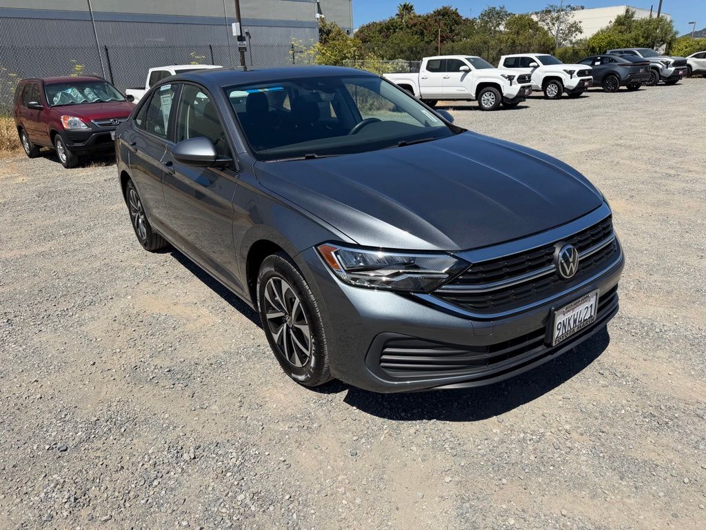 3VW5M7BU8RM096244