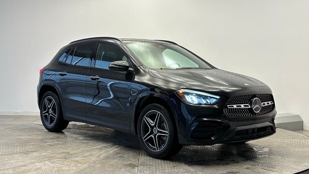 Thumbnail: 2025 Mercedes-Benz GLA - 9