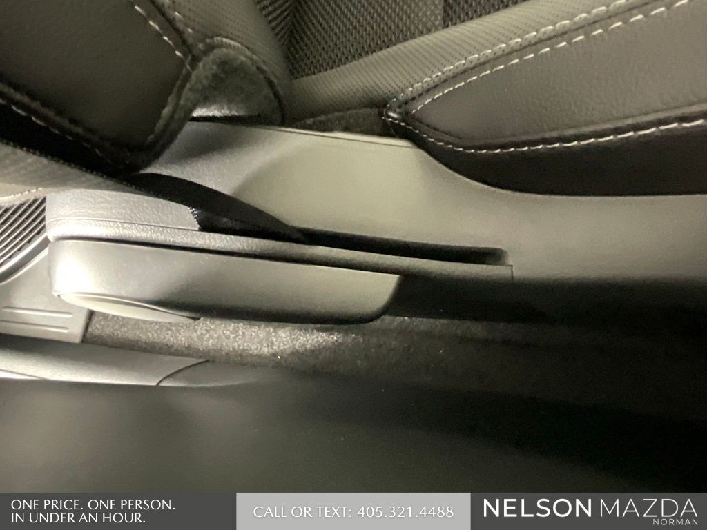 New 2026 Gray Mazda Preferred image 28