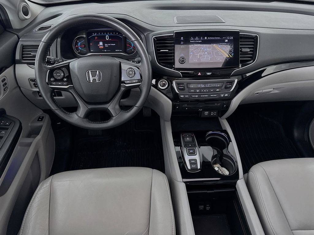 Used Car 2019 Honda Pilot  Touring For Sale Under $25,000 In Austin, Texas