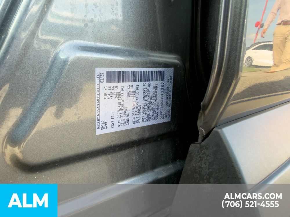 Used 2025 Gray Nissan SV image 17