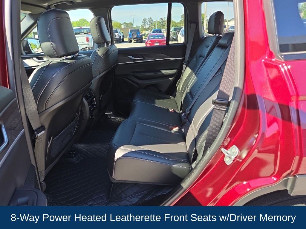 2025 Jeep Grand Cherokee Limited 4x2
