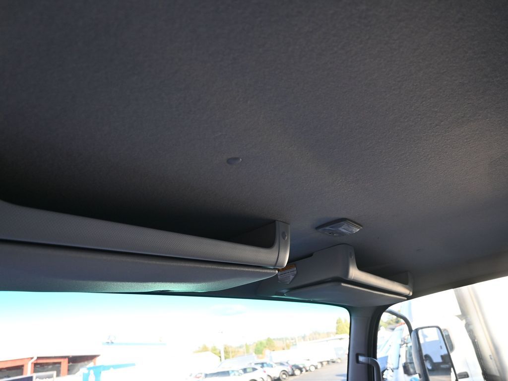 2024 Isuzu NPR HD 