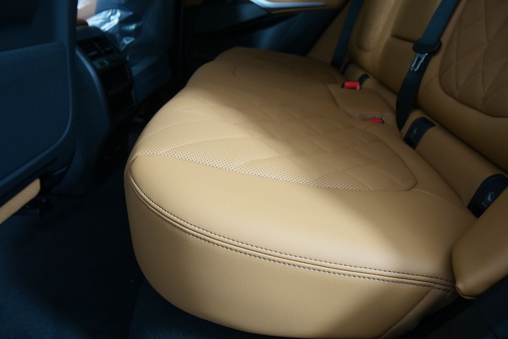 2026 BMW X5 sDrive40i 14