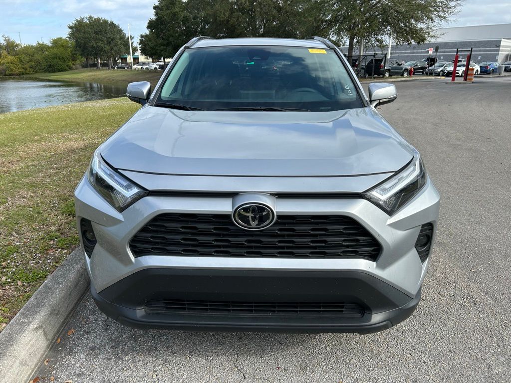 Thumbnail: 2025 Toyota RAV4 - 8