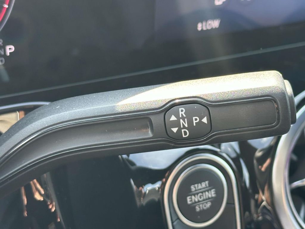 Thumbnail: 2025 Mercedes-Benz GLA - 19