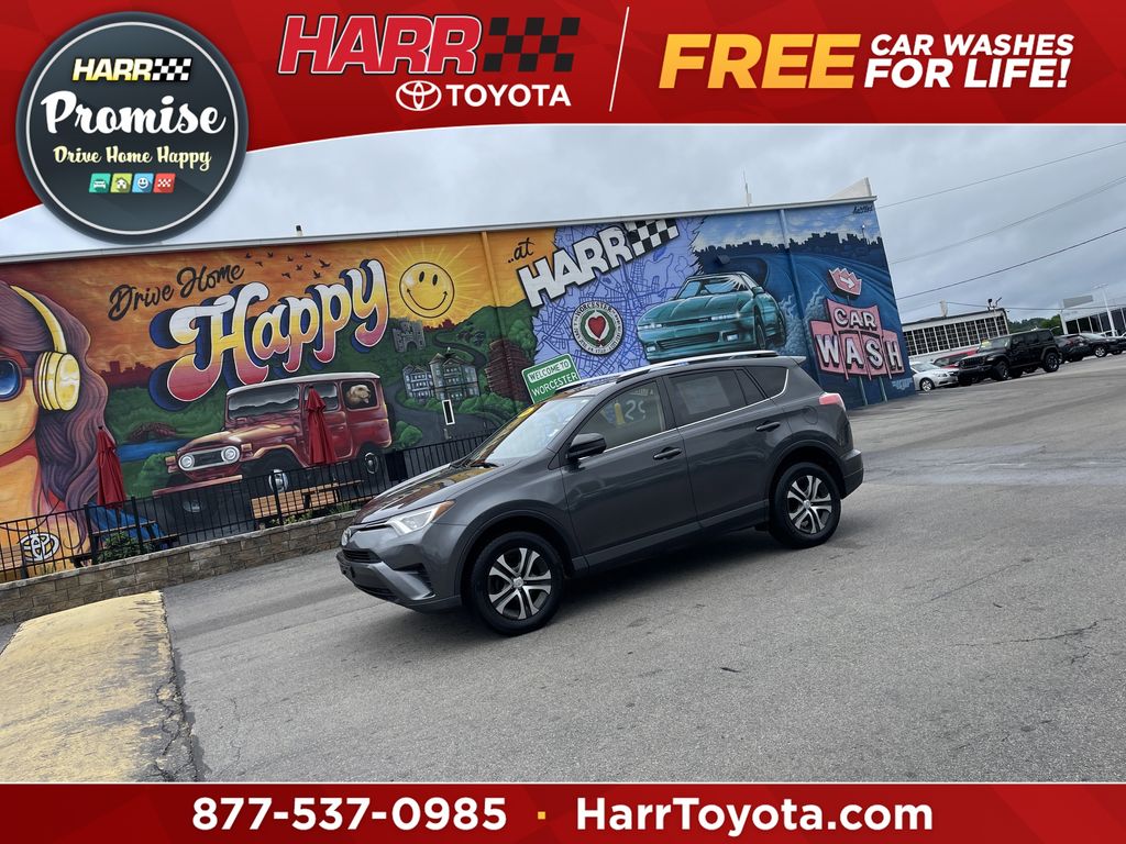 2016 Toyota RAV4 LE AWD's photo