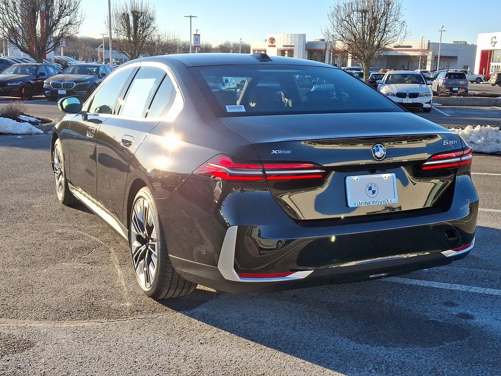 2025 BMW 5 Series 530i xDrive 3