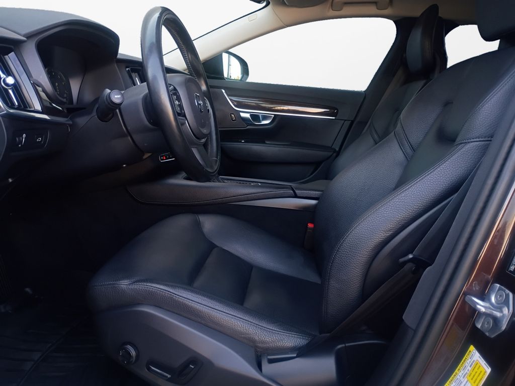 Used Car 2018 Volvo S90  T5 Momentum For Sale Under $15,000 In Austin, Texas