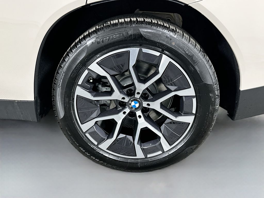 Thumbnail: 2026 BMW X3 - 23