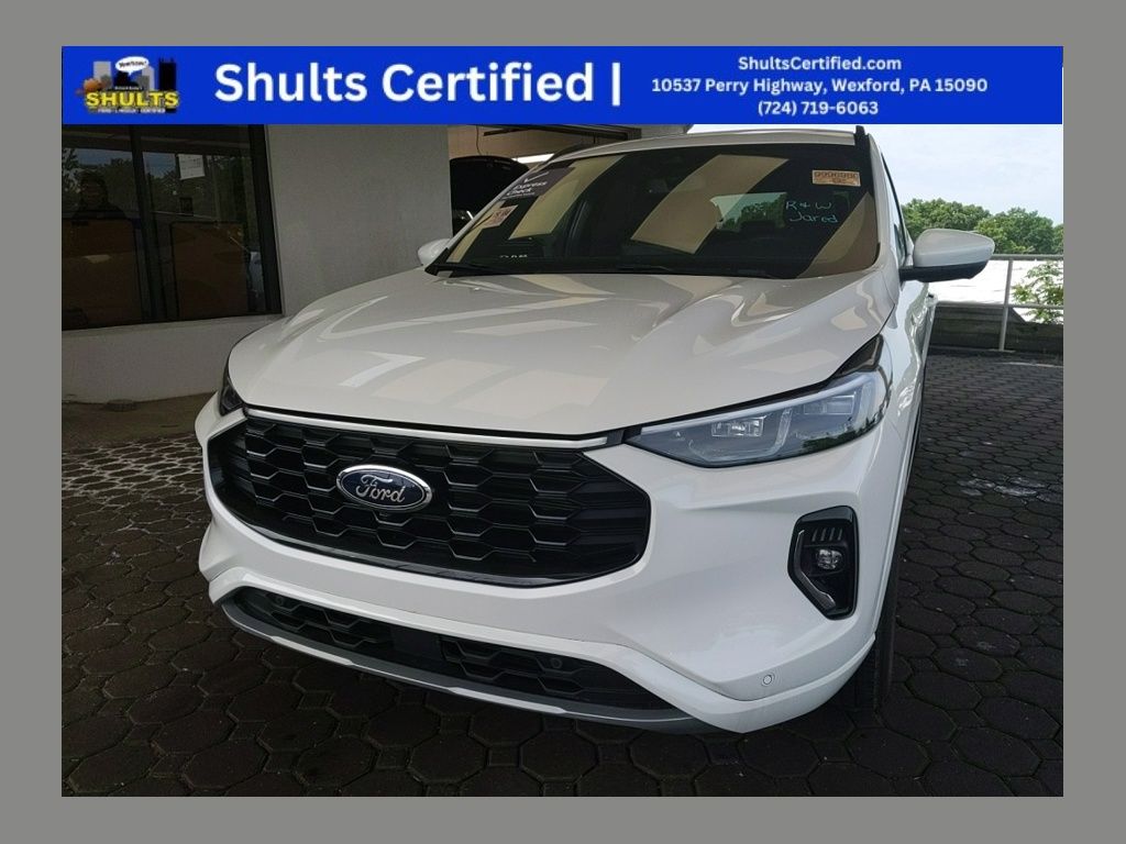 Star White Metallic Tri-Coat 2023 Ford Escape SUV / Crossover All-Wheel Drive 8-Speed Automatic