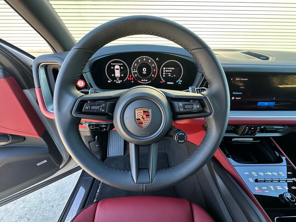 Thumbnail: 2026 Porsche Cayenne - 16