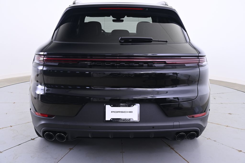 Thumbnail: 2025 Porsche Cayenne - 6