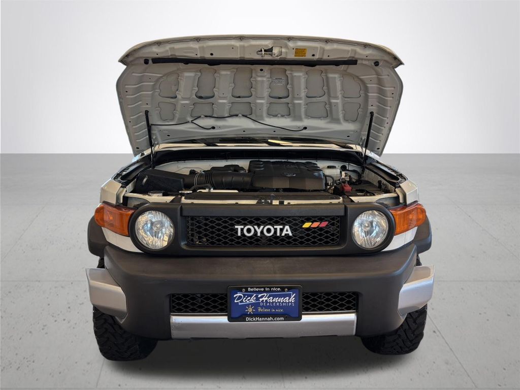 2013 Toyota FJ Cruiser Base
