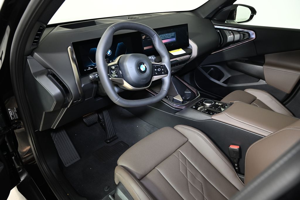 Thumbnail: 2025 BMW X3 - 15