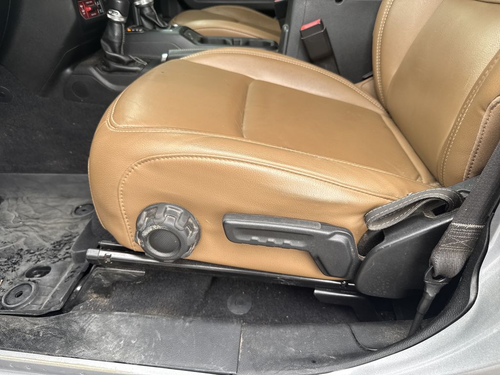 2021 Jeep Gladiator Rubicon Silver at Gullo Toyota