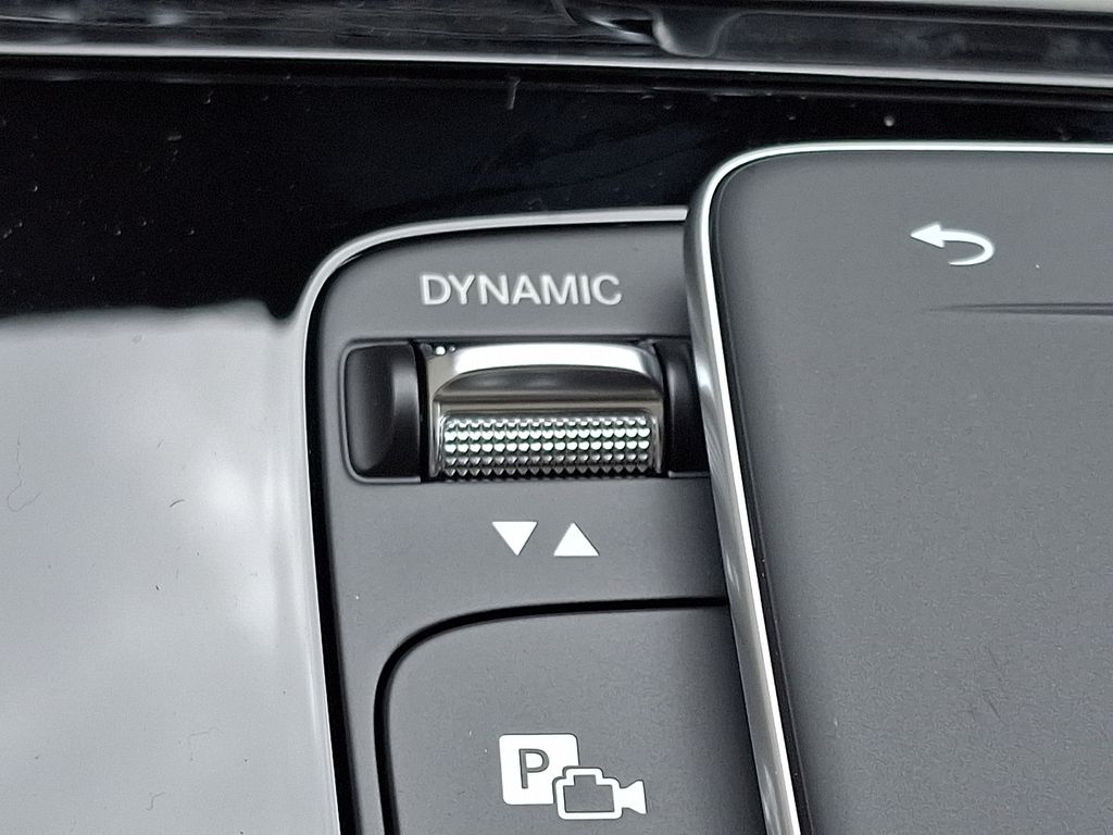 Thumbnail: 2026 Mercedes-Benz GLE - 18