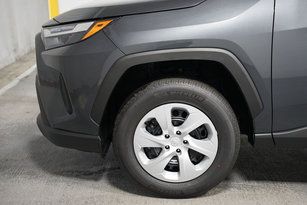 Thumbnail: 2025 Toyota RAV4 - 5