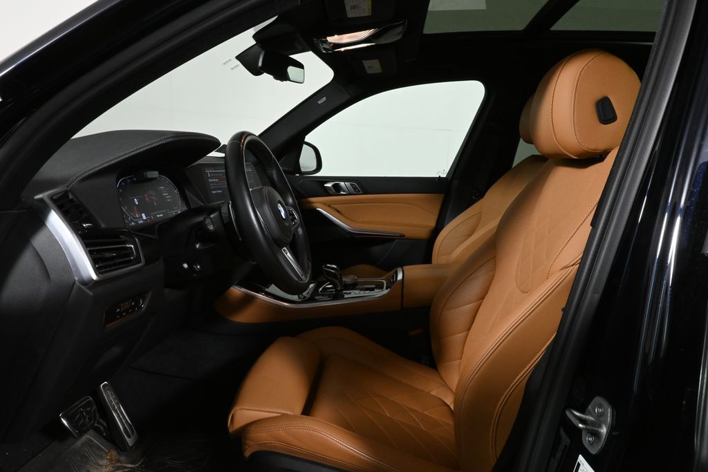 Thumbnail: 2023 BMW X5 - 3