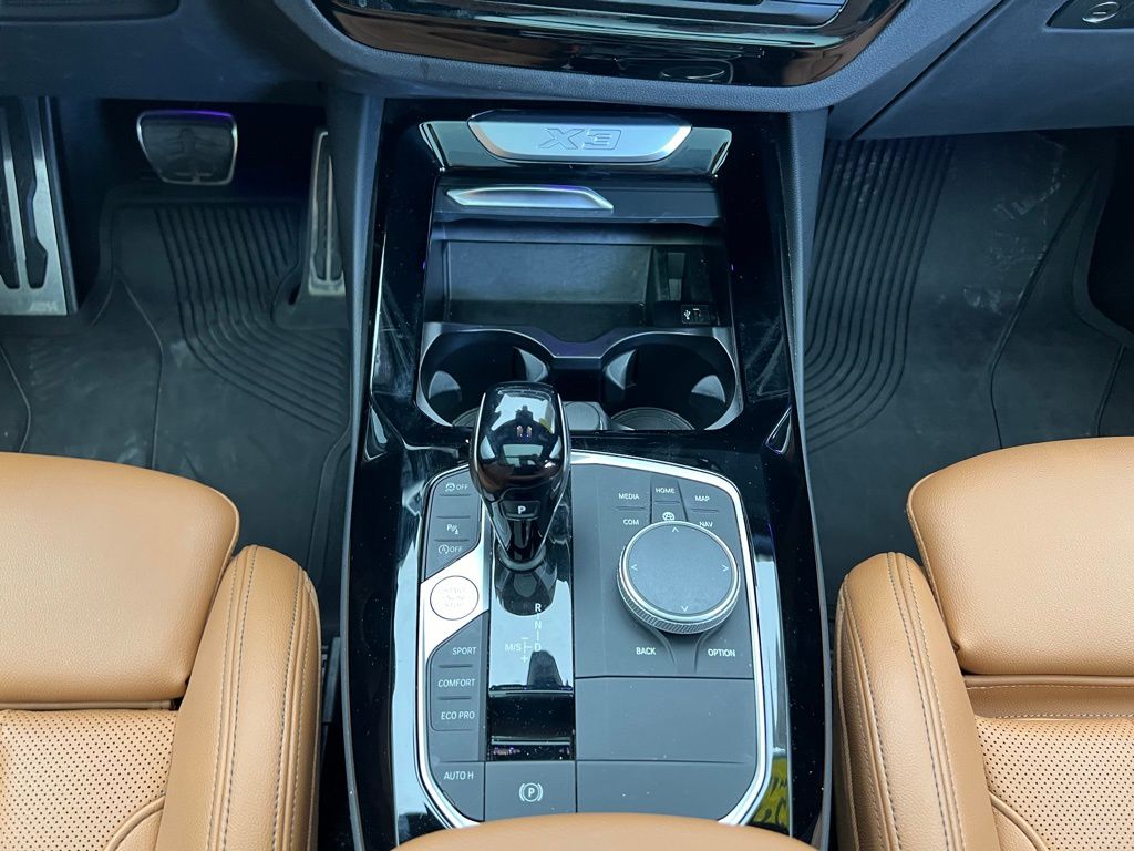 Thumbnail: 2022 BMW X3 - 12
